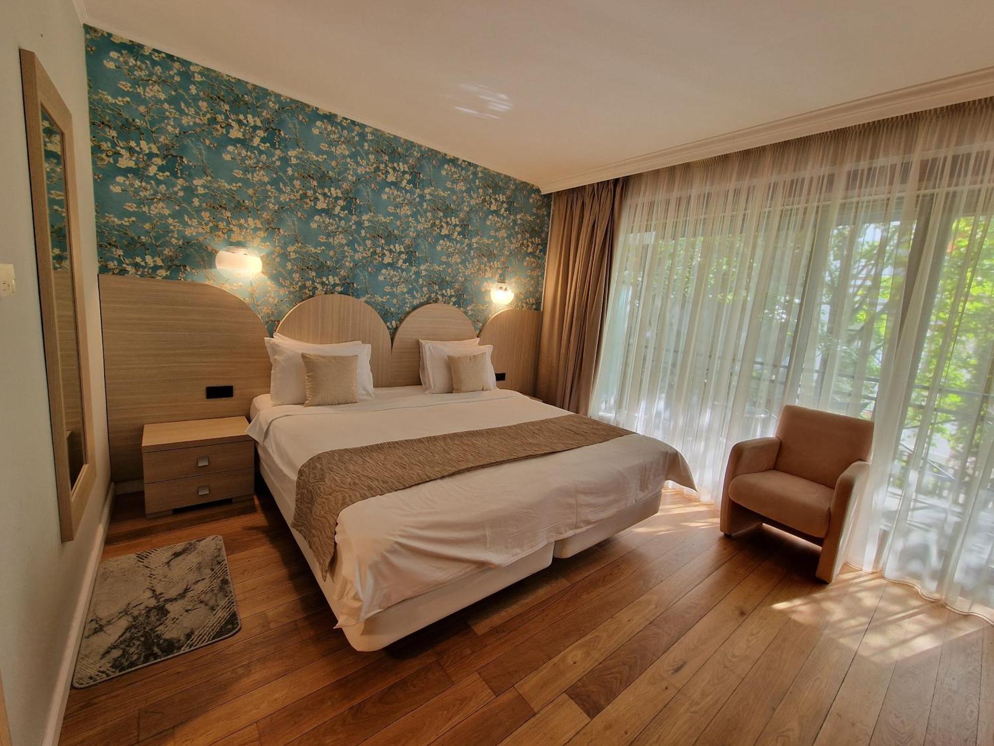 Hotel Sunny Hill Κλουζ-Ναπόκα Εξωτερικό φωτογραφία