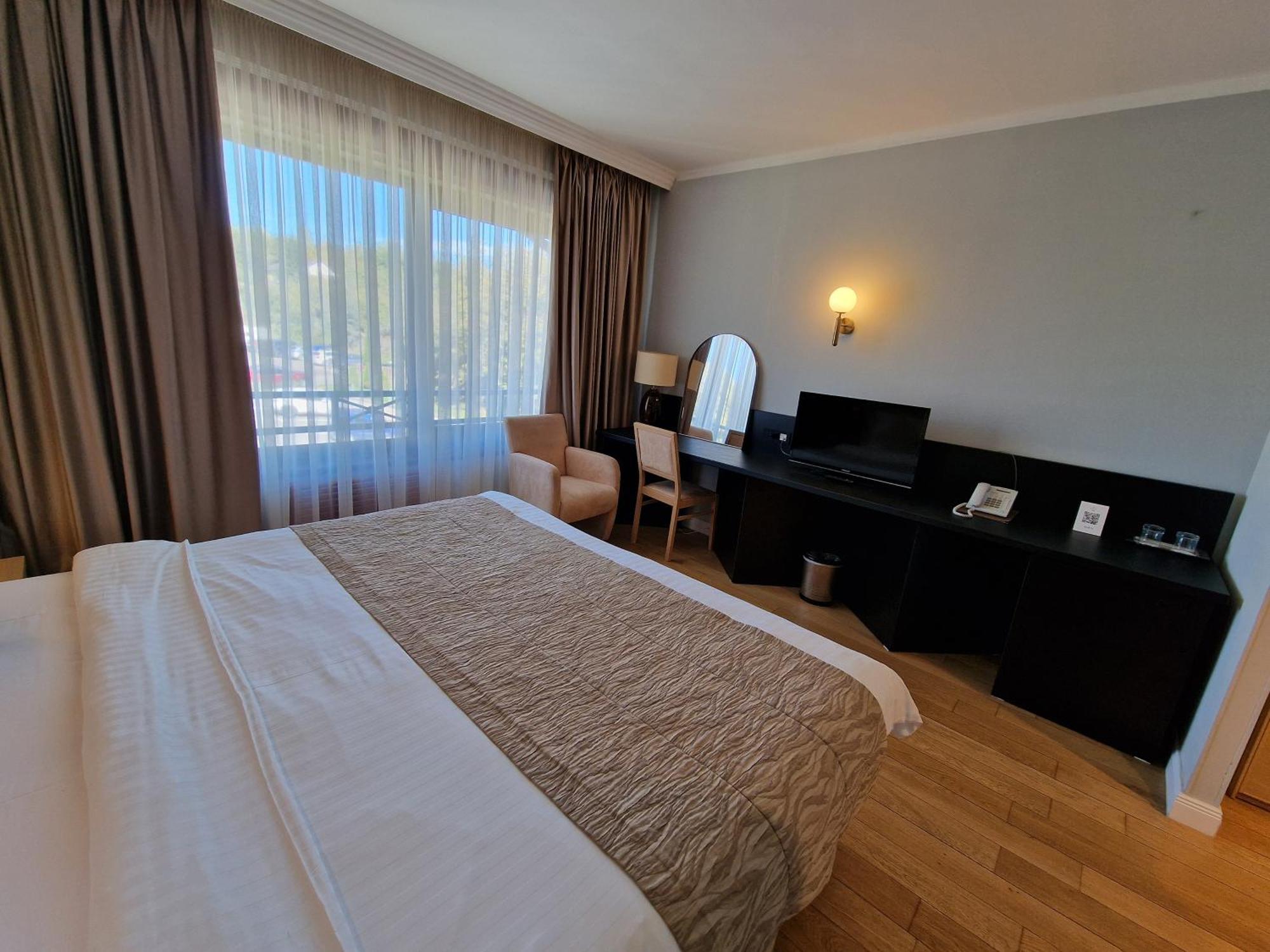 Hotel Sunny Hill Κλουζ-Ναπόκα Εξωτερικό φωτογραφία