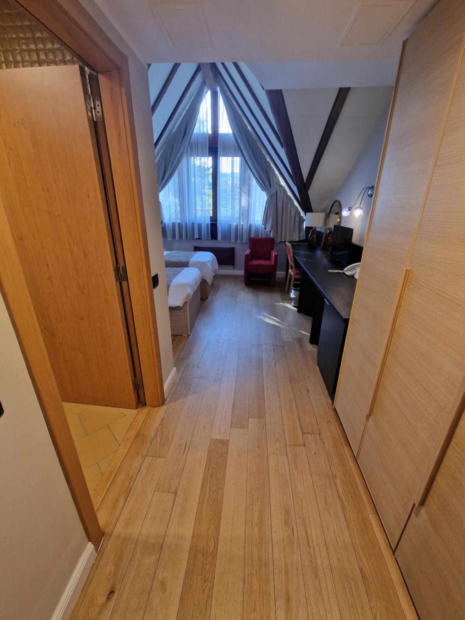 Hotel Sunny Hill Κλουζ-Ναπόκα Εξωτερικό φωτογραφία