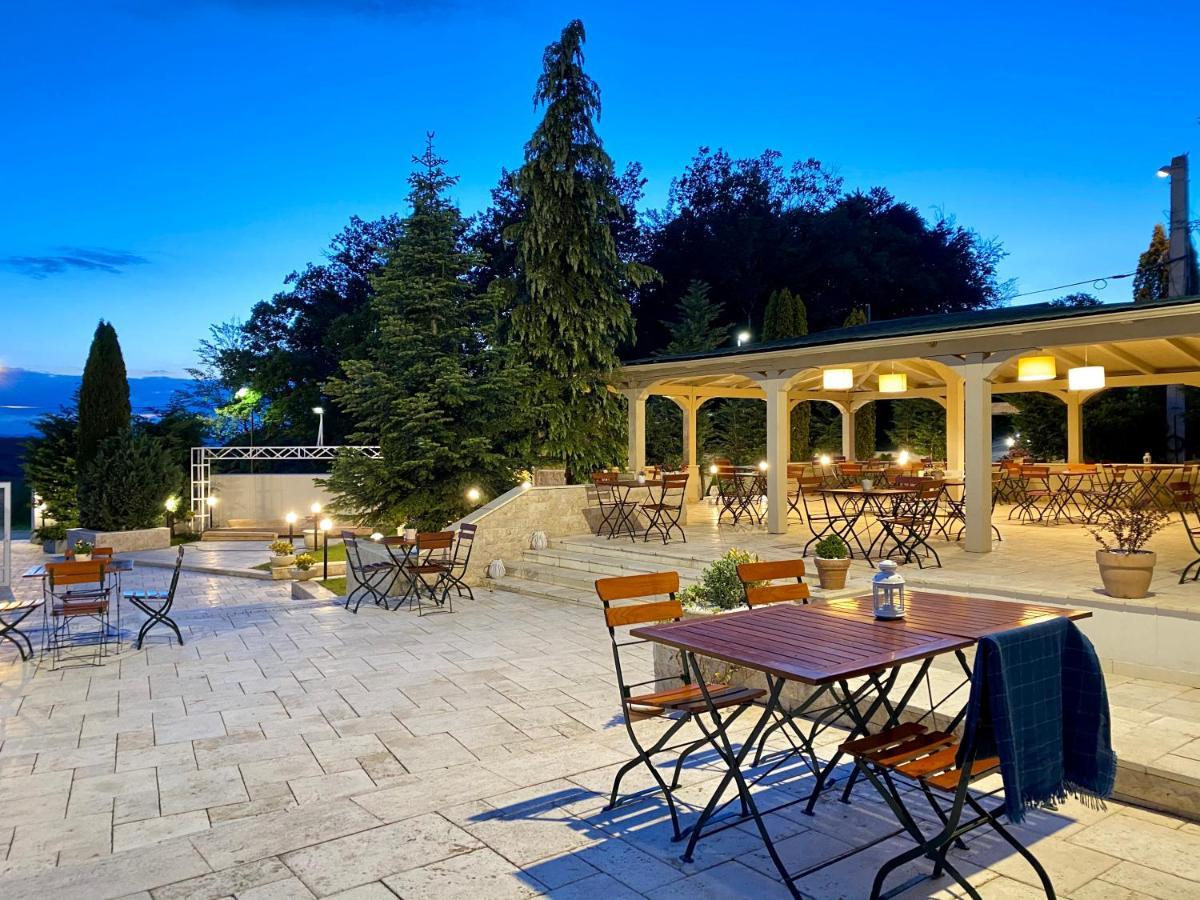 Hotel Sunny Hill Κλουζ-Ναπόκα Εξωτερικό φωτογραφία